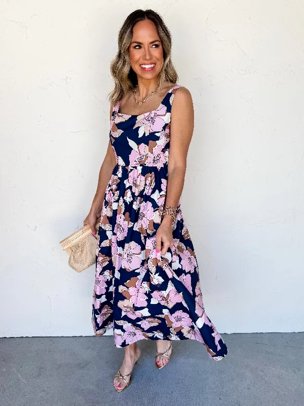 Midi dresses with denim fabric for a casual yet stylish day out Simply Brilliant Floral Sleeveless Dress Midi dresses with denim fabric for a casual yet stylish day out Simply Brilliant Floral Sleeveless Dress