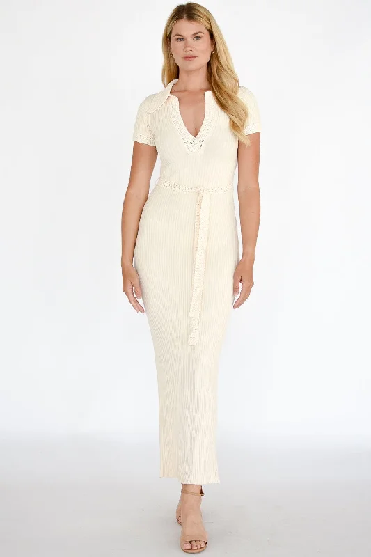 Midi dresses with gathered skirts for a full and flowing silhouette Knit Collared Midi Dress Midi dresses with gathered skirts for a full and flowing silhouette Knit Collared Midi Dress