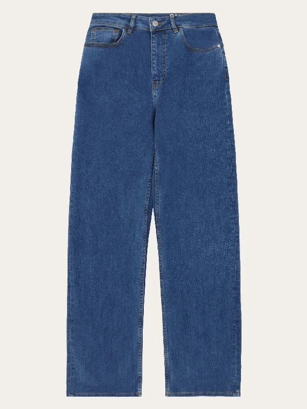 Men's Jeans with a Hidden Coin Pocket for Added ConvenienceGALE straight mid-rise medium blue 5-pocket jeans - Medium Blue Men's Jeans with a Hidden Coin Pocket for Added ConvenienceGALE straight mid-rise medium blue 5-pocket jeans - Medium Blue