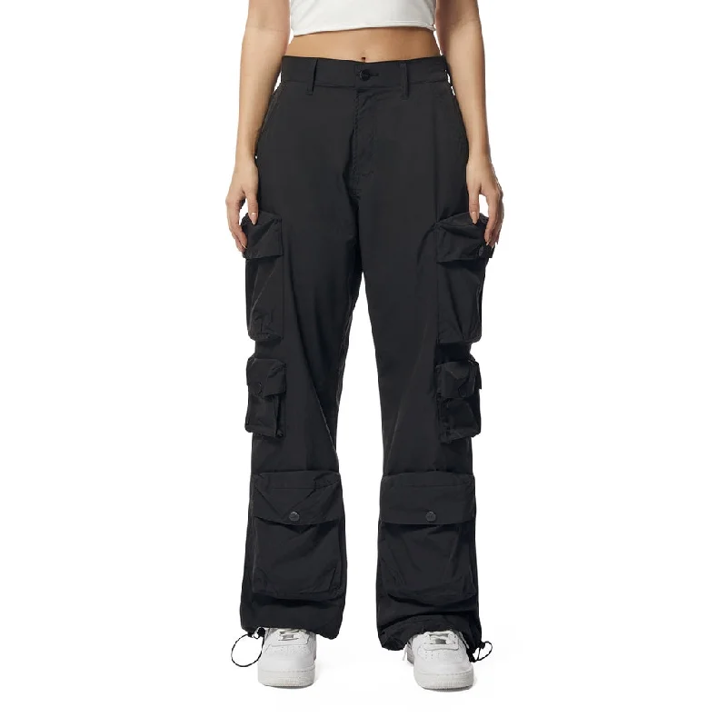 Women's Cargo Pants with Concealed Pockets in Dark Olive for a Sleek and Functional DesignWide Leg Cargo Pants - Black Women's Cargo Pants with Concealed Pockets in Dark Olive for a Sleek and Functional DesignWide Leg Cargo Pants - Black