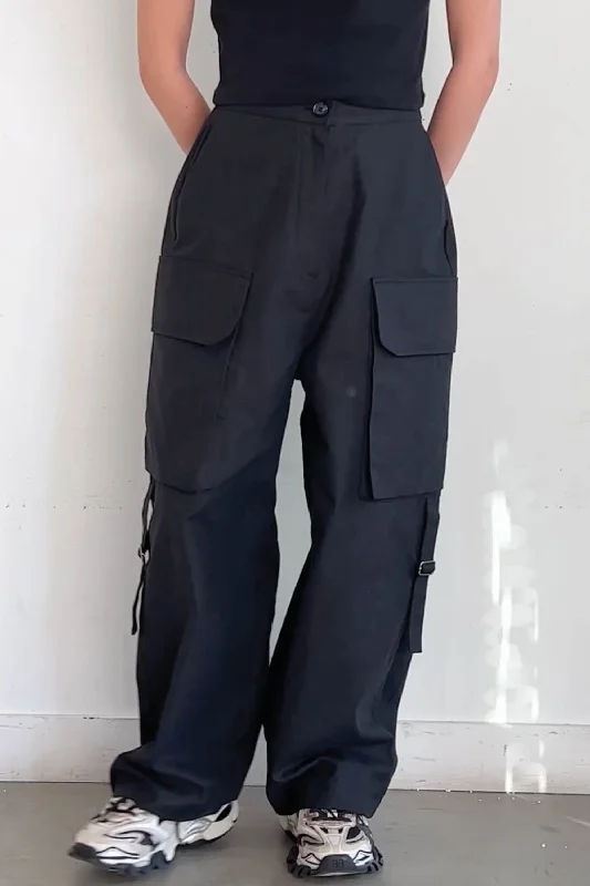 Women's Cargo Pants with Adjustable Cuffs in Mustard Yellow for a Versatile and Trendy LookCARGO PANT Women's Cargo Pants with Adjustable Cuffs in Mustard Yellow for a Versatile and Trendy LookCARGO PANT