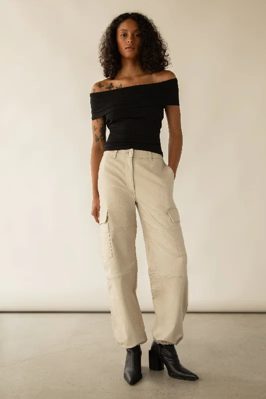 Women's Skinny Fit Leather - Look Cargo Pants in Black for a Bold and Edgy EnsembleTWILL WIDE LEG CARGO PANT WITH SHOCK CORD Women's Skinny Fit Leather - Look Cargo Pants in Black for a Bold and Edgy EnsembleTWILL WIDE LEG CARGO PANT WITH SHOCK CORD