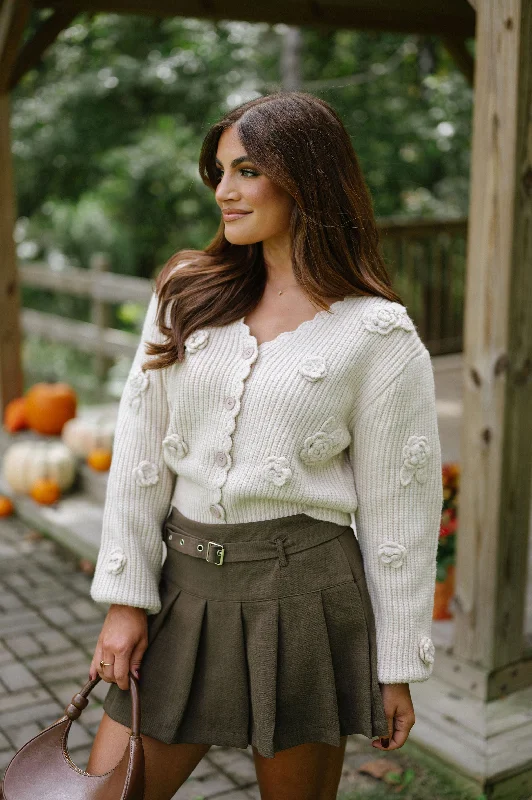cashmere blend women cardigan for a luxurious feelCrochet Flower Cardigan-Light Taupe cashmere blend women cardigan for a luxurious feelCrochet Flower Cardigan-Light Taupe