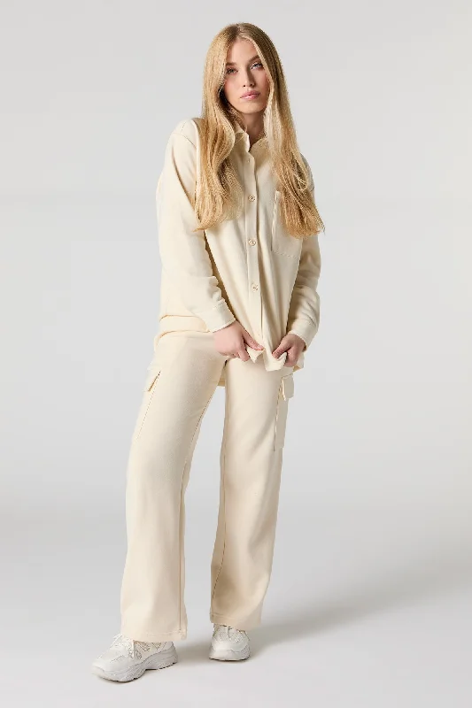 Women's Skinny Fit Leather - Look Cargo Pants in Black for a Bold and Edgy EnsembleFleece Straight Leg Cargo Pant Women's Skinny Fit Leather - Look Cargo Pants in Black for a Bold and Edgy EnsembleFleece Straight Leg Cargo Pant