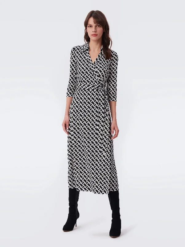 Strapless Women Dress with a Built - in Bra for Comfort and SupportAbigail Wrap Dress in Chain Link Strapless Women Dress with a Built - in Bra for Comfort and SupportAbigail Wrap Dress in Chain Link