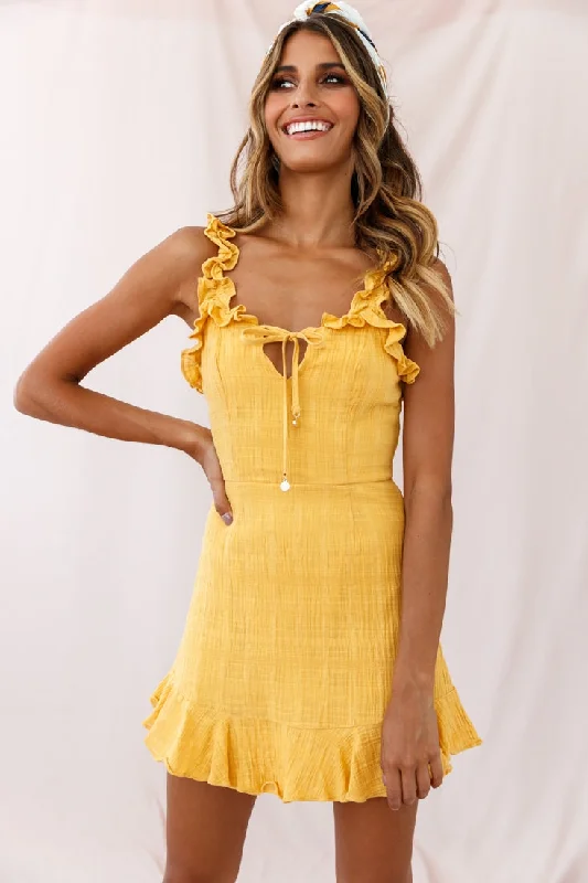 Mini Women Dress with a Short Hem for a Young and Trendy StyleElah Frily Mini Dress Yellow Mini Women Dress with a Short Hem for a Young and Trendy StyleElah Frily Mini Dress Yellow