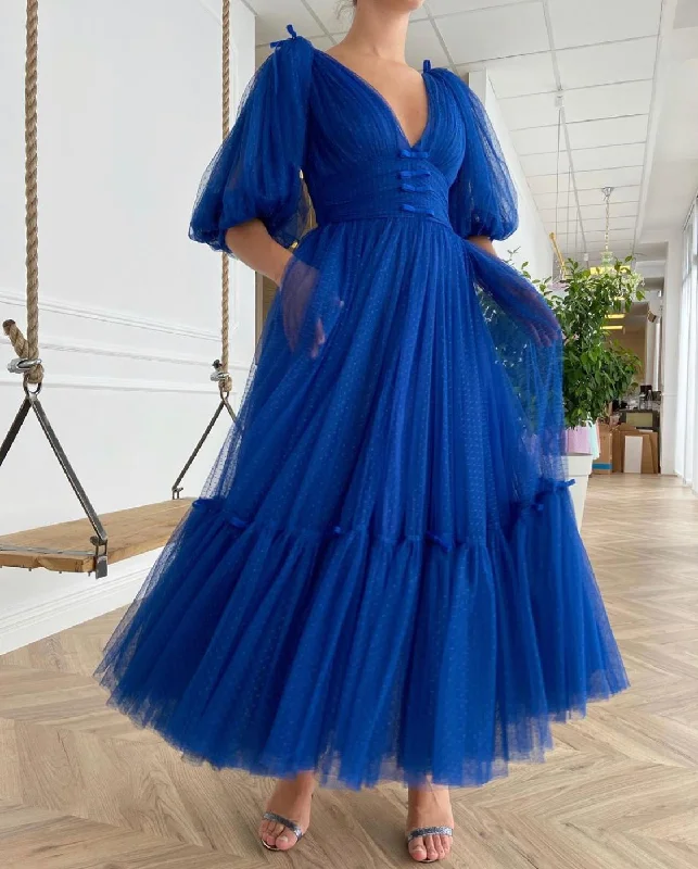 Midi dresses with pleated bodices for a classic and tailored lookCobalt Dotted Dress Midi dresses with pleated bodices for a classic and tailored lookCobalt Dotted Dress