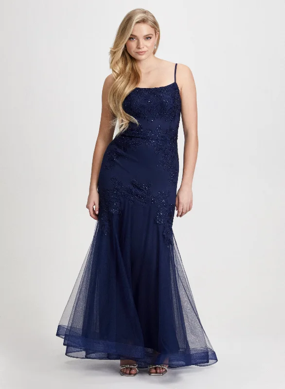 Midi dresses with ruched bodices for a feminine and fitted feelSequin Embroidered Mermaid Dress Midi dresses with ruched bodices for a feminine and fitted feelSequin Embroidered Mermaid Dress
