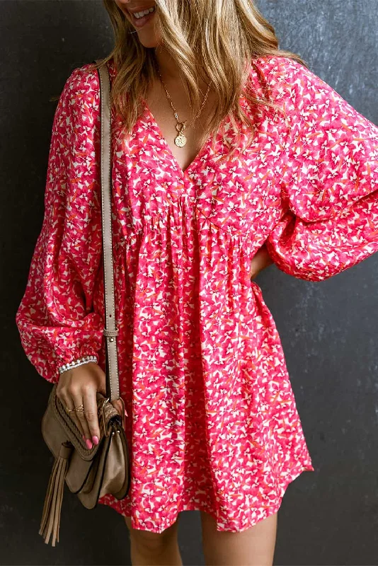 Midi dresses with side slits for a sexy and elegant appearanceFloral Bubble Sleeve V-Neck Dress Midi dresses with side slits for a sexy and elegant appearanceFloral Bubble Sleeve V-Neck Dress