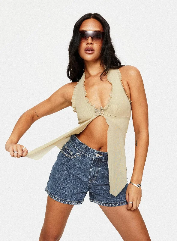 Plus Size Women's Denim Shorts with a Button - Fly in Dark Indigo for a Durable and Timeless StyleCassianer Studded Denim Shorts Mid Wash Plus Size Women's Denim Shorts with a Button - Fly in Dark Indigo for a Durable and Timeless StyleCassianer Studded Denim Shorts Mid Wash