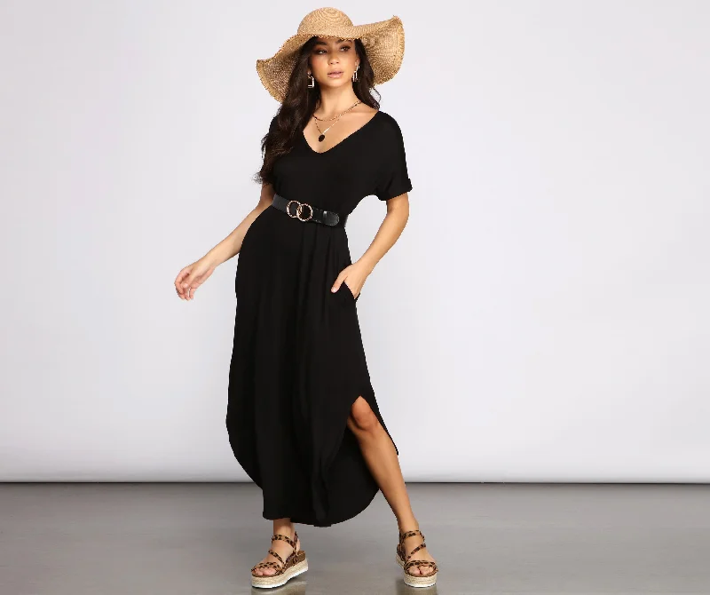 Metallic maxi dresses for a glamorous New Year's Eve partyA Casual-Chic Moment Maxi Dress Metallic maxi dresses for a glamorous New Year's Eve partyA Casual-Chic Moment Maxi Dress