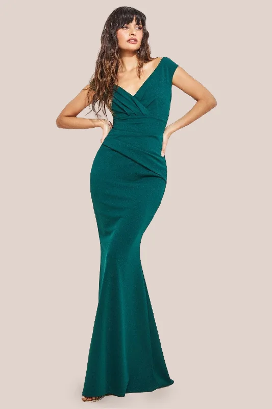 Denim maxi dresses with frayed hems for a casual lookGoddiva Bardot Pleated Maxi Dress - Emerald Green Denim maxi dresses with frayed hems for a casual lookGoddiva Bardot Pleated Maxi Dress - Emerald Green