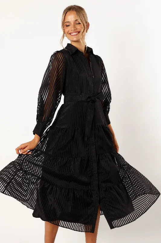 Maxi dresses with bow accents at the waist for a sweet appearanceNeve Long Sleeve Maxi Dress - Black Maxi dresses with bow accents at the waist for a sweet appearanceNeve Long Sleeve Maxi Dress - Black