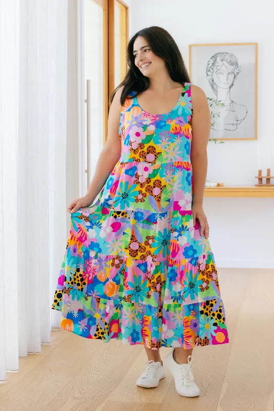 Denim maxi dresses with frayed hems for a casual lookRonnie Maxi Dress in Floral Fancy by Kasey Rainbow Denim maxi dresses with frayed hems for a casual lookRonnie Maxi Dress in Floral Fancy by Kasey Rainbow