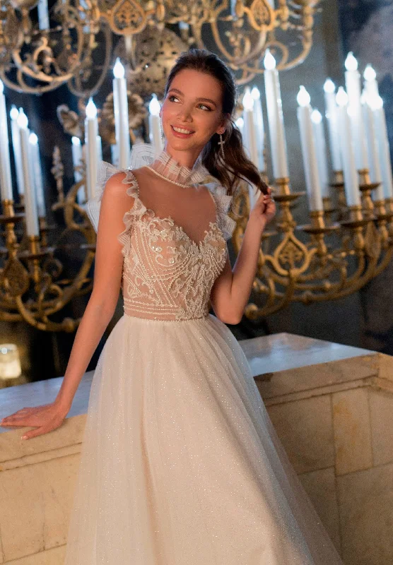 Off - the - shoulder wedding guest dresses in chiffonHigh-Neck Sleeveless Ball Gown Wedding Dress Off - the - shoulder wedding guest dresses in chiffonHigh-Neck Sleeveless Ball Gown Wedding Dress