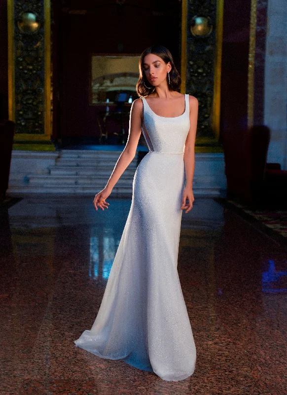Halter - neck wedding guest dresses with beaded strapsSimple Wedding Gown With Removable Sleeves Halter - neck wedding guest dresses with beaded strapsSimple Wedding Gown With Removable Sleeves