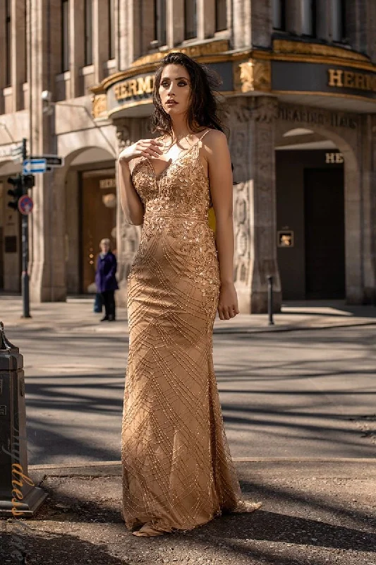 Prom dresses with tiered lace skirts and off - the - shoulder necklines for a feminine and elegant formal affairChic and Holland AN1469 Prom dresses with tiered lace skirts and off - the - shoulder necklines for a feminine and elegant formal affairChic and Holland AN1469