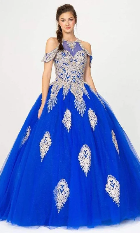Long - train formal dresses in chiffon for a dramatic prom entranceEureka Fashion - 9088 Appliqued Halter Ballgown Long - train formal dresses in chiffon for a dramatic prom entranceEureka Fashion - 9088 Appliqued Halter Ballgown