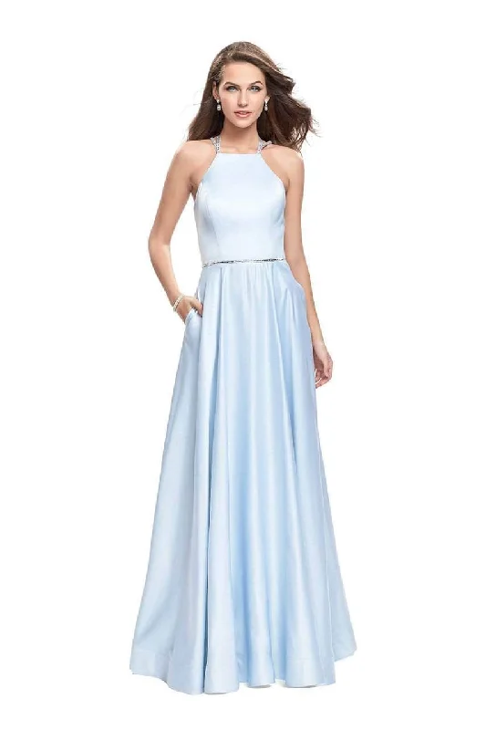 Formal dresses with pleated yokes and button - up fronts for a classic and refined lookLa Femme - 26269 Sleeveless Halter Prom Gown Formal dresses with pleated yokes and button - up fronts for a classic and refined lookLa Femme - 26269 Sleeveless Halter Prom Gown