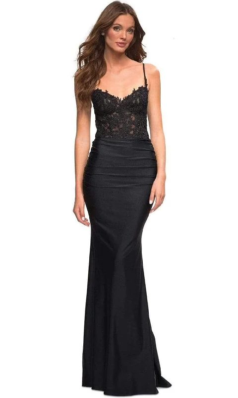 Formal dresses with button - front designs and tulle skirts for a charming prom styleLa Femme - 30521 Lace Bodice Jersey Gown Formal dresses with button - front designs and tulle skirts for a charming prom styleLa Femme - 30521 Lace Bodice Jersey Gown