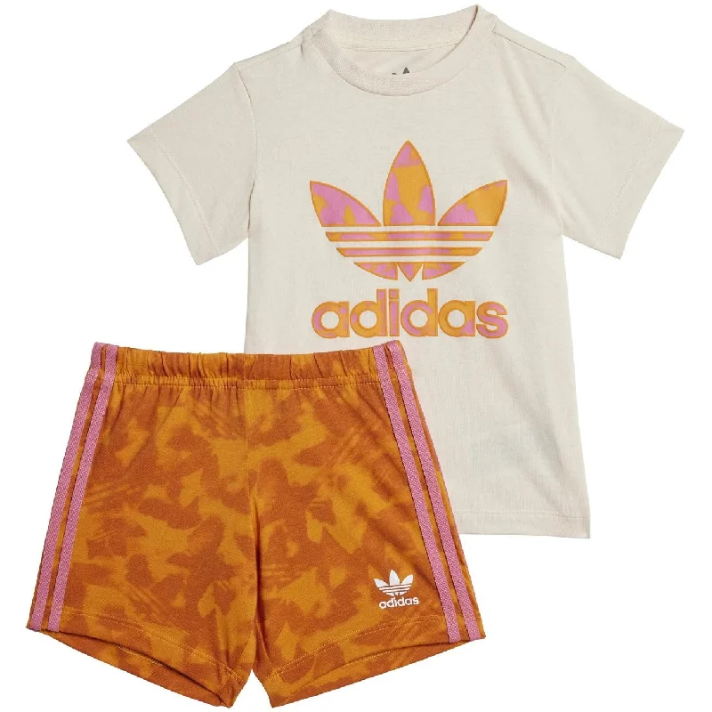 Belted Women Shorts to Enhance the Waistlineadidas Originals Wonder White Shorts Tee Set Belted Women Shorts to Enhance the Waistlineadidas Originals Wonder White Shorts Tee Set
