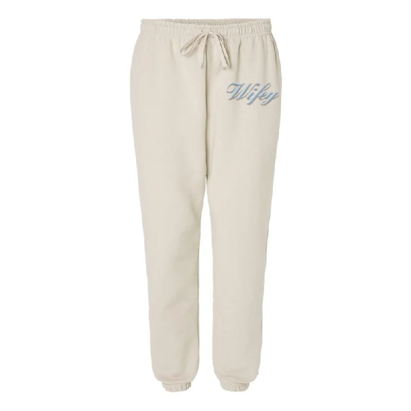 Printed Floral Women's Sweatpants in Pink for a Feminine and Spring - Inspired LookAmerican Apparel 'Wifey' PUFF Sweatpants Printed Floral Women's Sweatpants in Pink for a Feminine and Spring - Inspired LookAmerican Apparel 'Wifey' PUFF Sweatpants