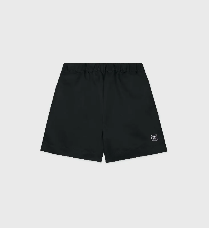 Printed Floral Women Shorts for a Summer - Ready StyleRunning Woman Nylon Short - Black/White Printed Floral Women Shorts for a Summer - Ready StyleRunning Woman Nylon Short - Black/White