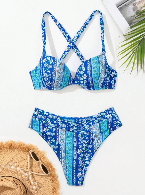 Convertible bikini that can be worn in multiple styles for versatilityBlue Paisley Lace Up Bikini Set Convertible bikini that can be worn in multiple styles for versatilityBlue Paisley Lace Up Bikini Set